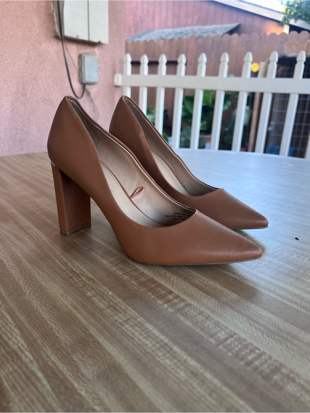 Marc New York Camel Brown Block Heels ✨ Gold Detail | NWOT | Size 7.5